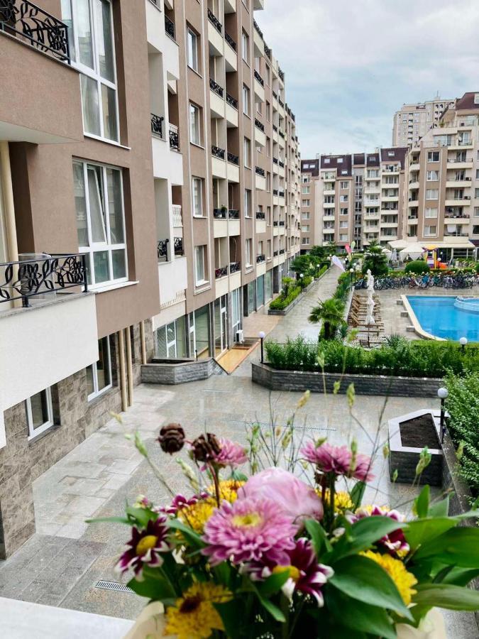 Pearl Apartments Burgas Exterior photo